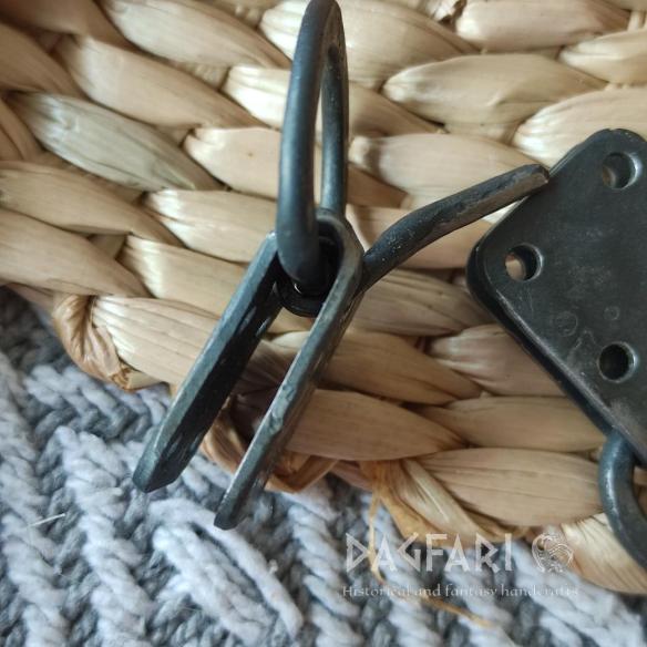 HISTORICAL BELT Forged universal D-ring buckle with a plate – Czech product