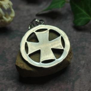 MALTESE CROSS Pendant in a Circle - A Symbol of Unity 2