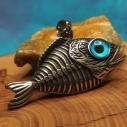 Anhänger FISCH mit blauem Auge, Fischskelett – nicht nur für Angler