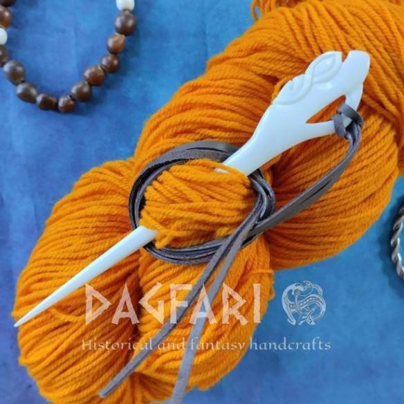 VIKING DRAGON REPLIKA – Handgeschnitzte Haarnadel aus Knochen für Haare und Mäntel