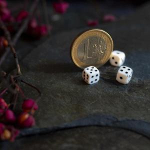 BONE DICE, historical, playing - small, handmade bone dice 2