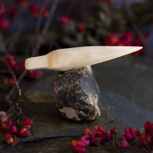 Bone arrowhead / spear - without decoration 2