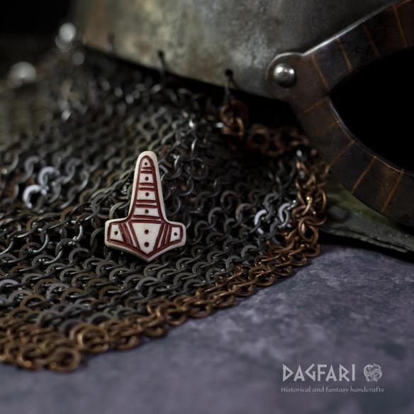 Thorovo kladivo Tečky - červené