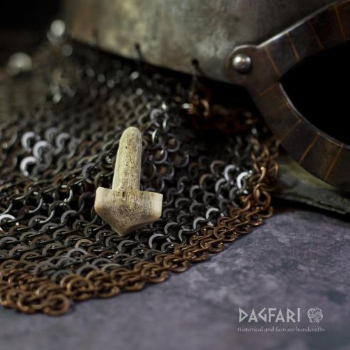 Thors Hammer Vertikal Runen THOR- rot