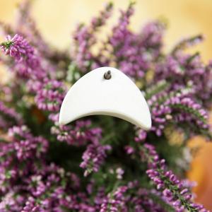 Kostěný amulet Lunice, Luneta, měsíční srpek - bez zdobení