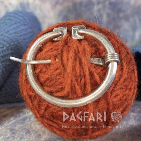 Große Peannular Brosche (fibula), Skandinavien, Baltikum, Russland - versilbert