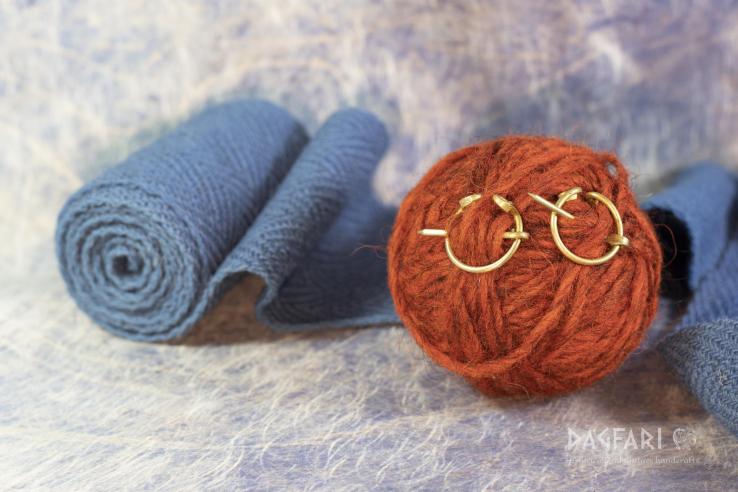 FIbel (Fibula) Kleinere handgeschmiedete Messingschnalle