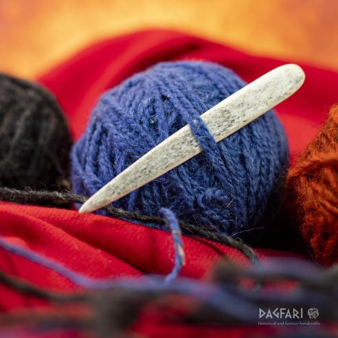 Originální jehlice Midgardsormr - hluboká řezba