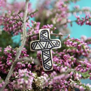 Amulet Kříž Zmije - černá