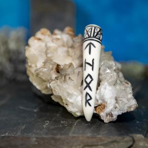 Přívěsek parohová špička Dagfari - THOR, černá, runy