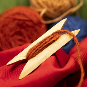 Handmade beech wood weaving shuttle – a useful little item for textile crafts 2