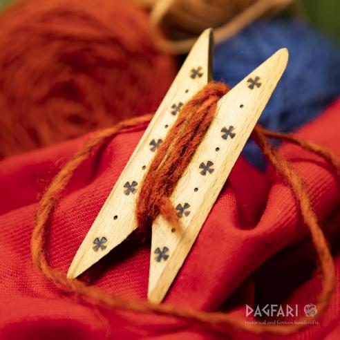 Wooden weaving aid - weaving shuttle, CROSSES - beech wood Handmade and decorated