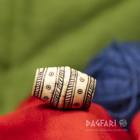 Spinnen, Fass mit Ringen - geweih