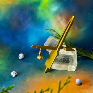 REENACTMENT Replika - Středověké mosazné váhy na mince