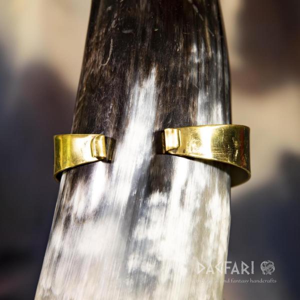 Tepaný vikinský náramek Gertrud - replika