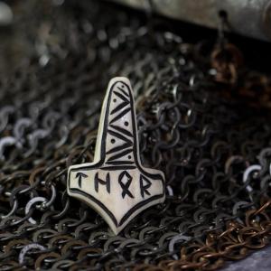 Thor's Hammer Horizontal runes THOR - black