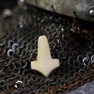 Thorovo kladivo z parohu -  bez zdobení