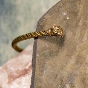 Torc - Necktie BASTET - brass 2
