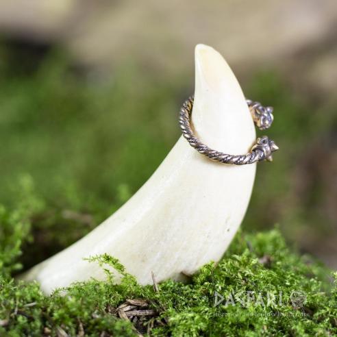 Ring Freya KATZEN – gedrehter Ring aus Bronze, historisches Design