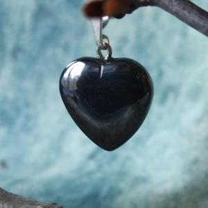 Darujte srdíčko z Hematitu, kamene krve