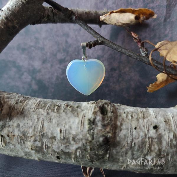 Small Radiant heart of Opalite for a good night's sleep