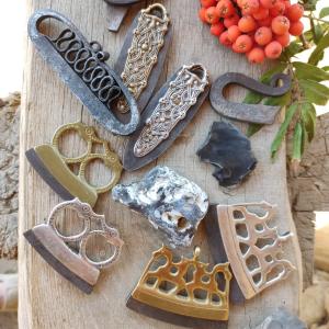 VIKING Flint - Doublesided replica, ceremonial Fire Striker - brass 2