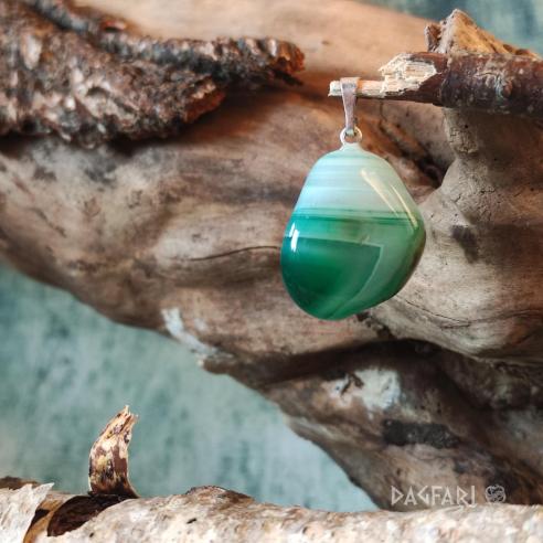 Neck stone - polished semi-precious stone AGATE green for increased self-confidence