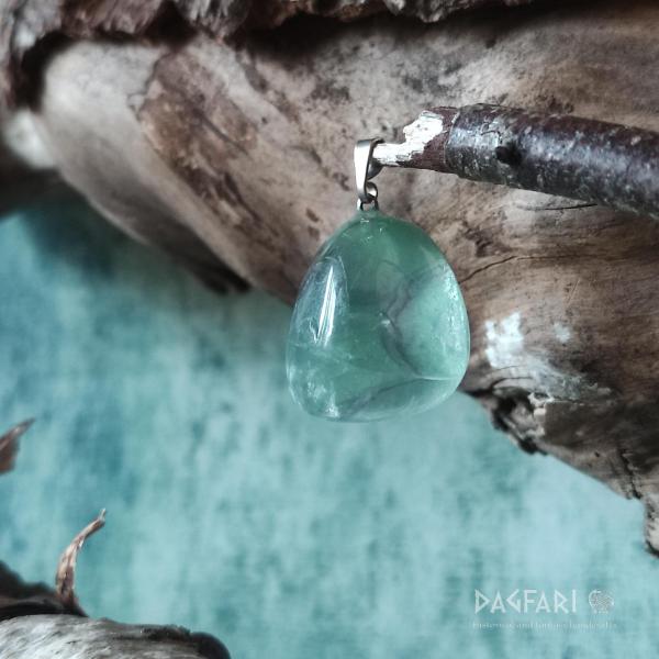 Anhänger aus grün-violettem Fluorit zur Konzentration