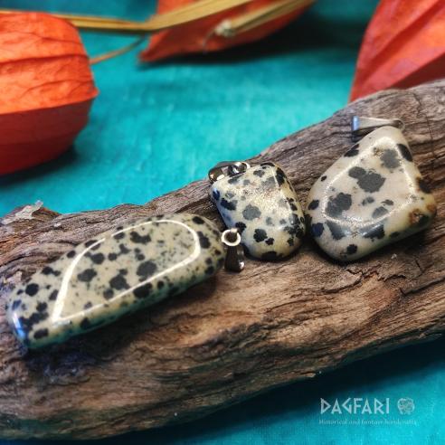 Pendant Jasper Dalmatian when you need to add courage