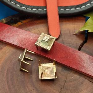 TRUHLA - Mosazné ozdobné kování na opasek (vrcholný a pozdní středověk) 2