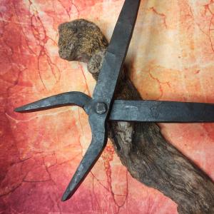 Hand forged long pliers 40 cm 2