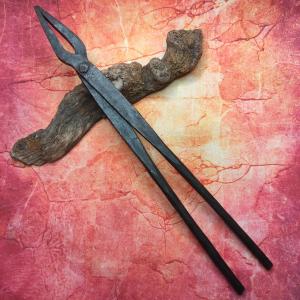 Hand forged long pliers 40 cm