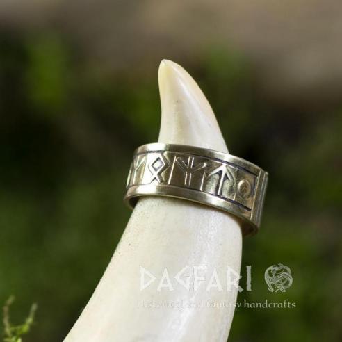Ring mit Runen von Gottes Hilfe - Messing