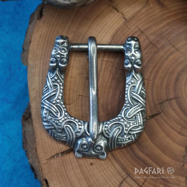 Viking belt buckle with a bear's head - silver plated