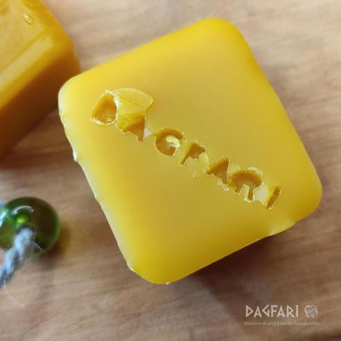 100% PURE NATURAL beeswax for waxing thread, seamstresses and DIY