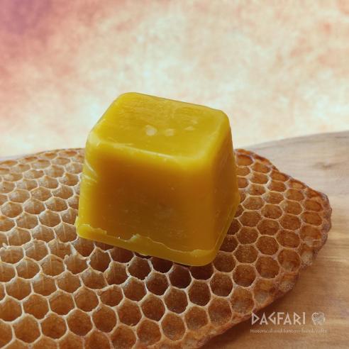 100% PURE NATURAL beeswax for waxing thread, seamstresses and DIY