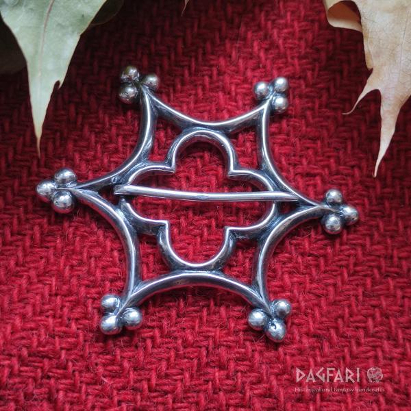 Decorative silver plated ringbrooch for medieval clothing - Uta