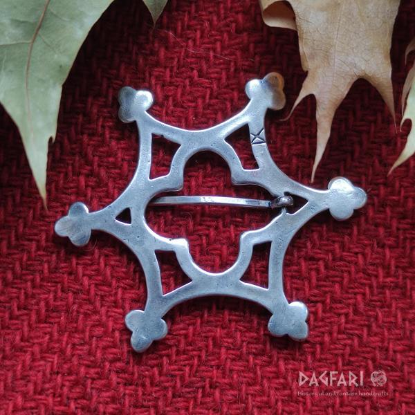 Decorative silver plated ringbrooch for medieval clothing - Uta