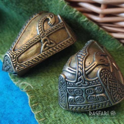 VIKING Replika zvířecí (prasátkové) brože k sepnutí ženských šatů - Švédsko, Gotland