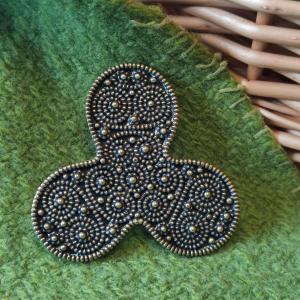 VIKING Trojlístková bronzová spona Birka, Švédsko
