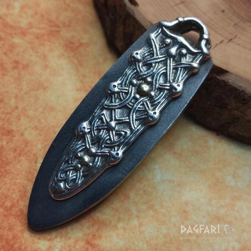 VIKING Flint, Doppelseitig Replik, zeremonieller Feuerstahl - Versilbert Praktischer Schmuck