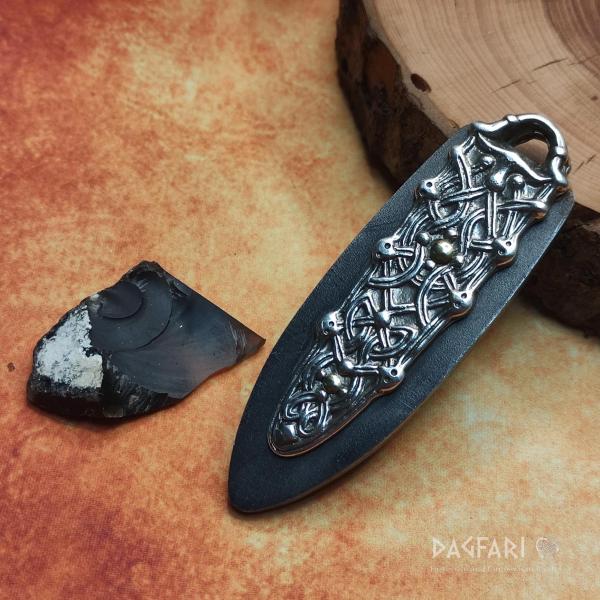 VIKING Flint, Doppelseitig Replik, zeremonieller Feuerstahl - Versilbert Praktischer Schmuck