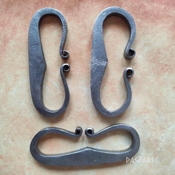 Flint - Feuerstahl Typ C mit Voluten - universelle Form für mehrere Jahreszeiten und Standorte