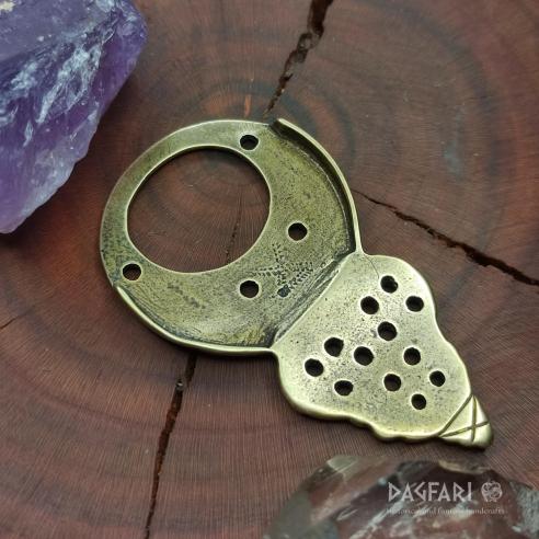 KORNÉLIE Nákončí na opasek, konec 14. a začátek 15. století