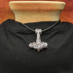 TRISKEL - Thorovo kladivo s pletenci, nerezová ocel 2