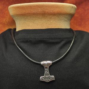 TINA - Malé Thorovo kladivo z lesklé oceli 2