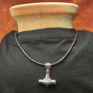 WENDY - Thors Hammer mit Drachenmotiven, Edelstahl 2