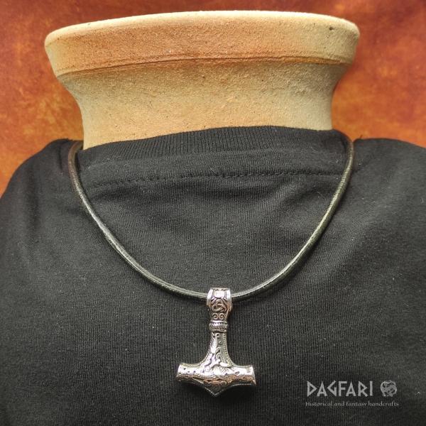 WENDY - Thors Hammer mit Drachenmotiven, Edelstahl