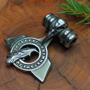IVMAN - Thor's hammer with futhark and ravens