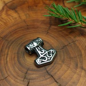 BABY VIKING - Winziger Thors Hammer aus antiallergischem Stahl